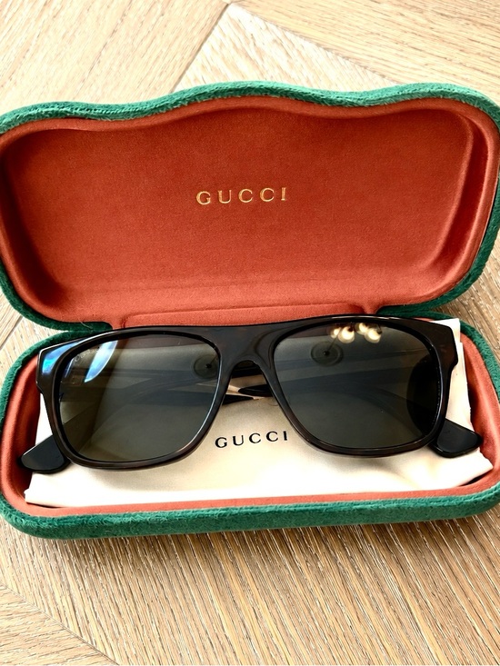 Gucci Other - Gucci GG0341S 003 Sunglasses w/ Original Case & Cleaning Cloth